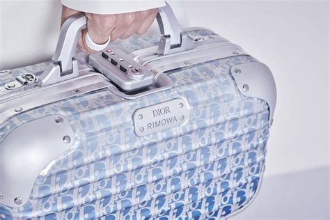 dior rimowa登機箱|DIOR AND RIMOWA 隨身行李箱 黑色 Dior Oblique 鋁質 .